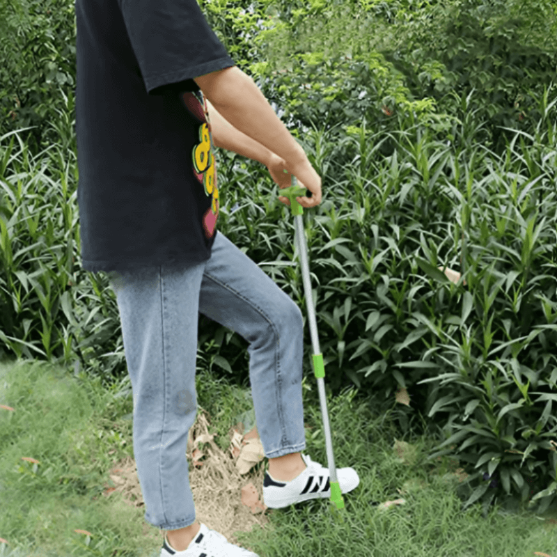 TasmanLush™ Standing Weed Puller