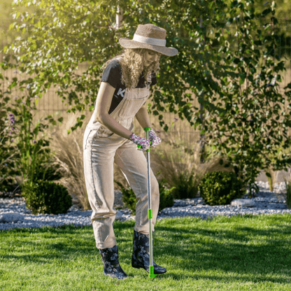 TasmanLush™ Standing Weed Puller